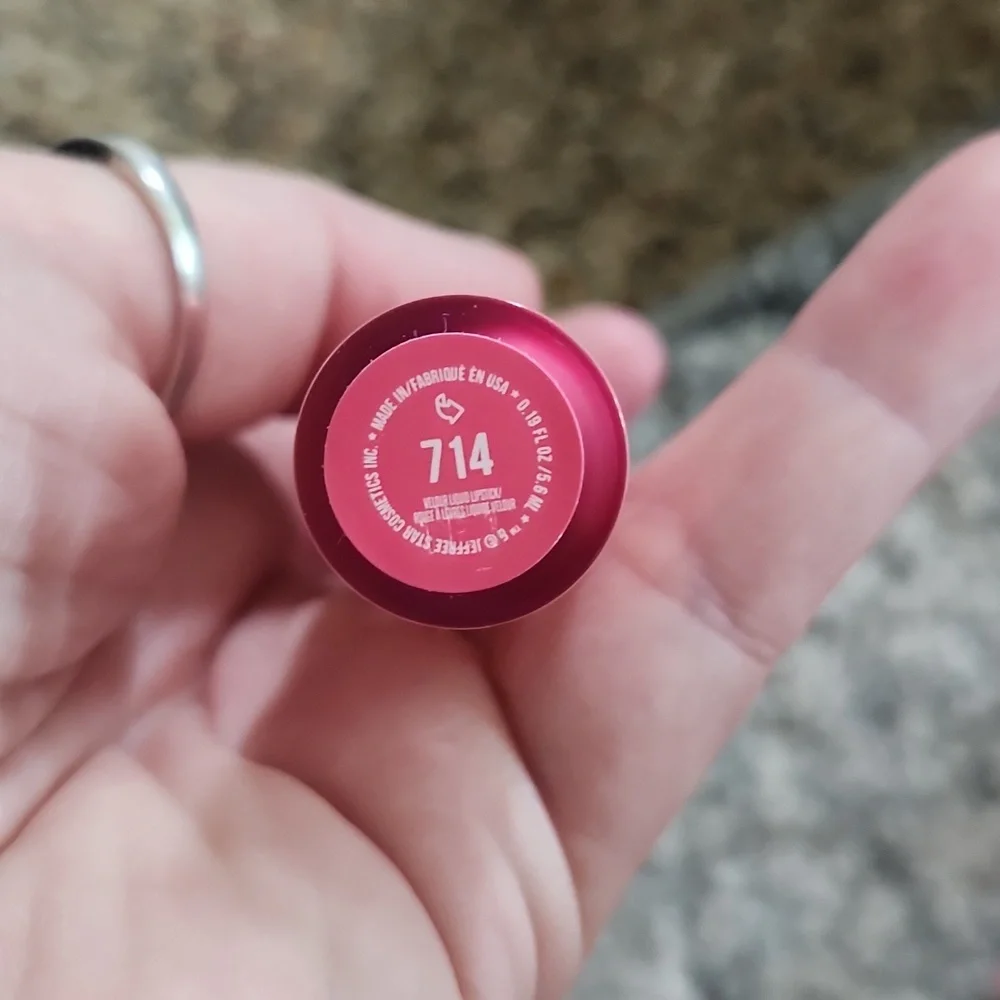 Jeffree Star Velour‎ Liquid Lipstick 714